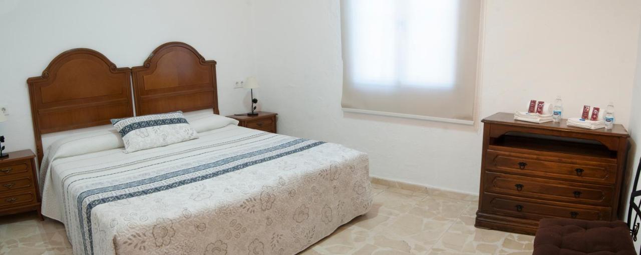 Hostal Batato Vejer de la Frontera Exteriör bild
